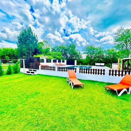 Superbe Piscine Chauffee Classee 4 Etoiles * Aureilhan (Landes)